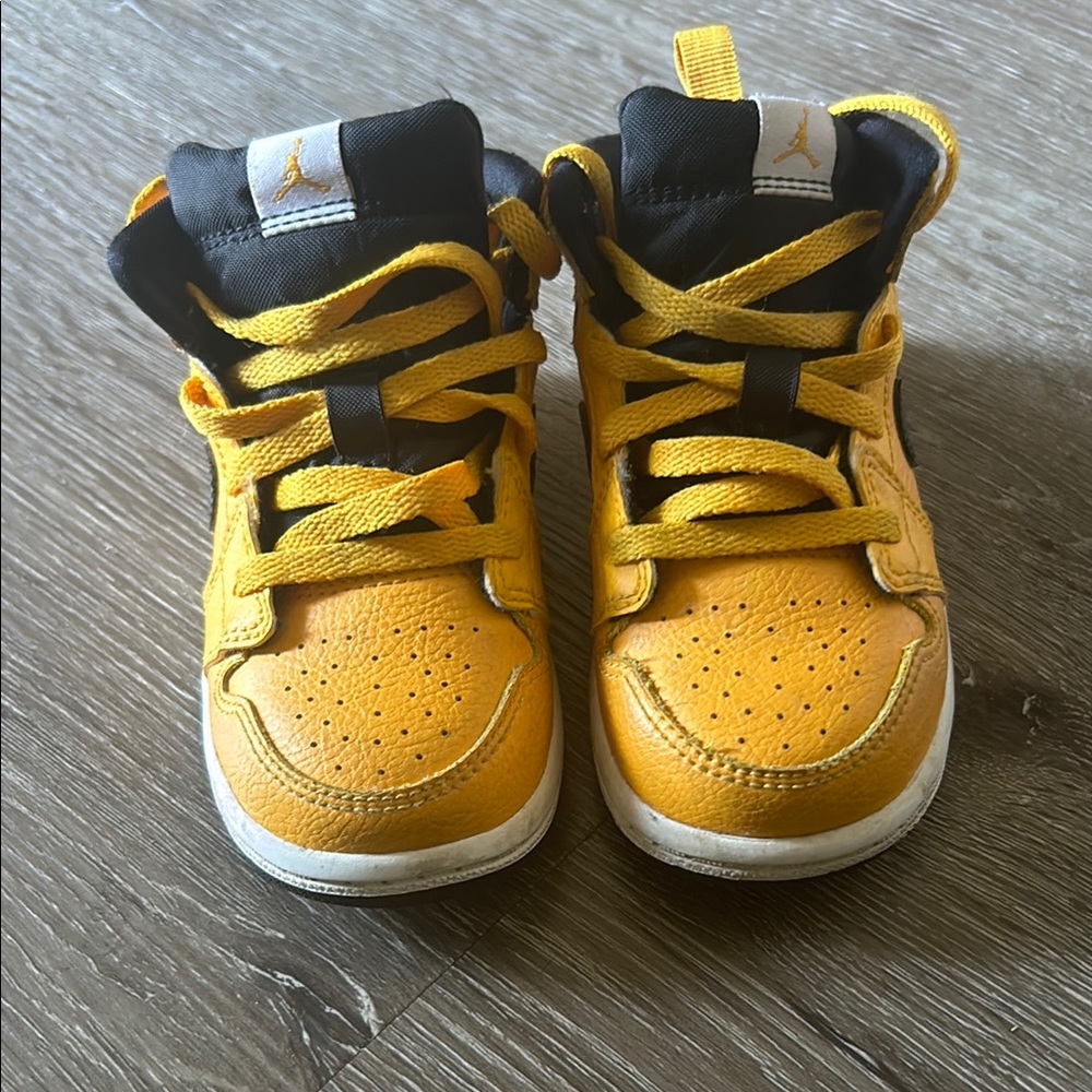 Kids Yellow Sneakers